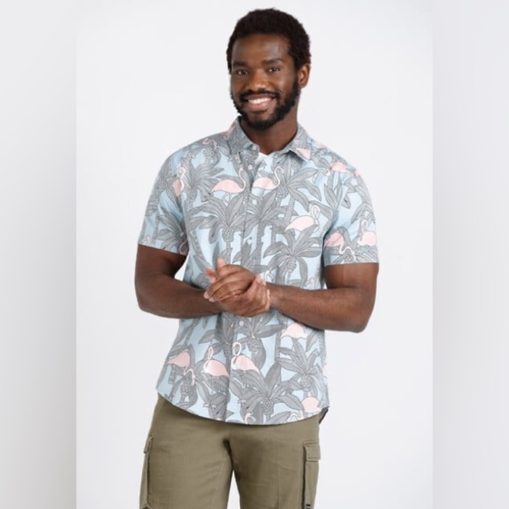 American Eagle Flamingo Floral Print Hawaiian Men's Shirt size M